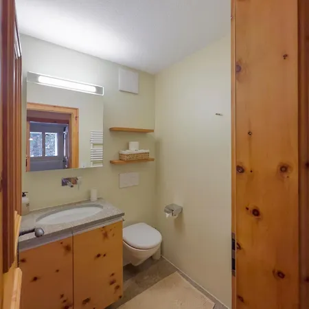 Apartament Chesa Muschna *